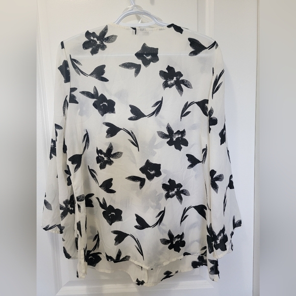 Alfred Sung blouse white black floral large - Picture 6 of 6